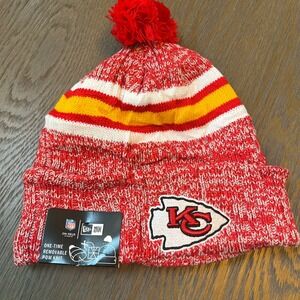 Kansas City Chiefs NFL‎ New Era On Field Knit Hat Pom Beanie